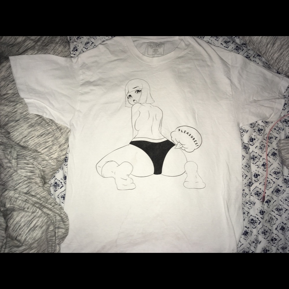 Pleasures T-shirt size L